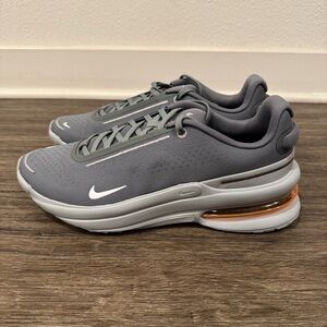 NIKE AIR ZOOM UPTURN SC sz 10